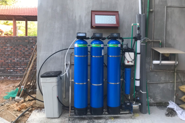 Khử trùng nước sinh hoạt bằng máy lọc nước 